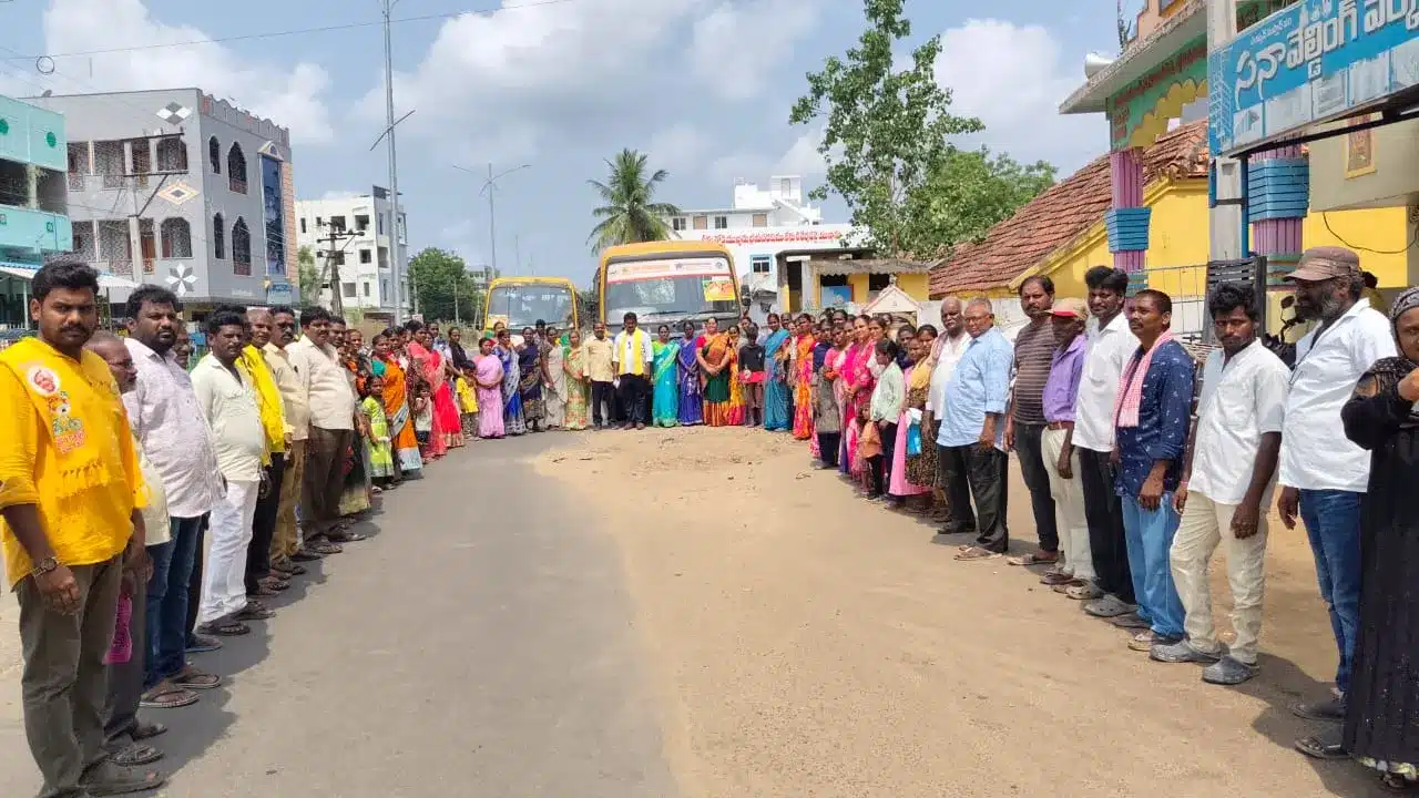 నందిగామ 16వ వార్డు తెలుగుదేశం పార్టీ నాయకులు కార్యకర్తలు వీర మహిళలు